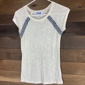 2/$20 Blue Heart Knitted Tee Small